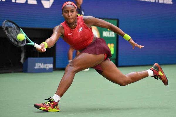 Coco Gauff used ice packs to cool down during her two sets on Tuesday.