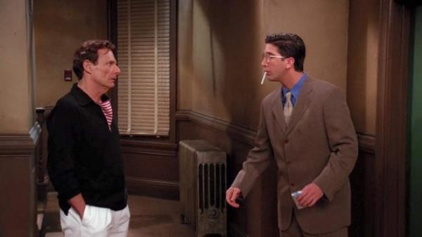 Ron Leibman in Friends