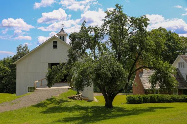 In the restoration process, the couple lifted the barn for a co<em></em>ncrete foundation beneath.