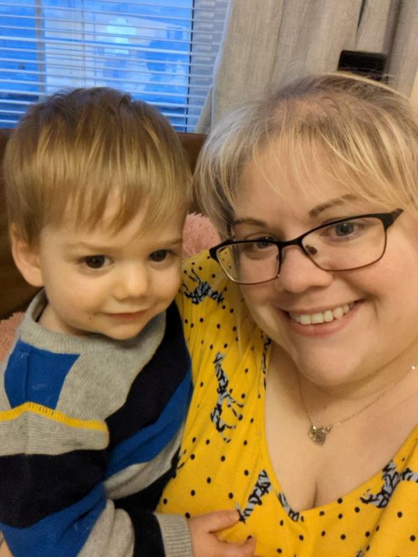 UK mom of four Sarah Hedges says she was able to detect her son Thomas' rare cancer using the flash on her phone's camera.