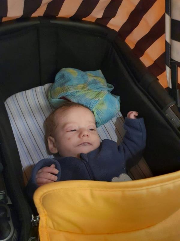 Thomas is seen on his first trip to Royal Lo<em></em>ndon Hospital — he had six rounds of chemotherapy starting in November 2022.