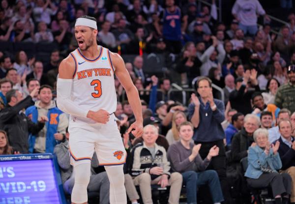 Knicks guard Josh Hart #3 reacts after he puts up a shot