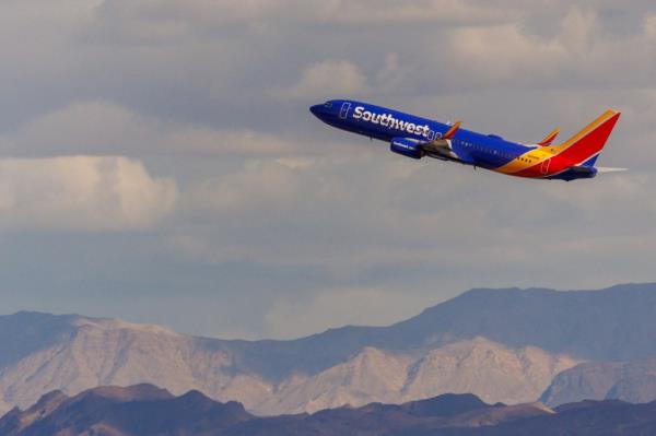 Southwest commercial airliner takes off from Las Vegas Internatio<em></em>nal Airport in Las Vega