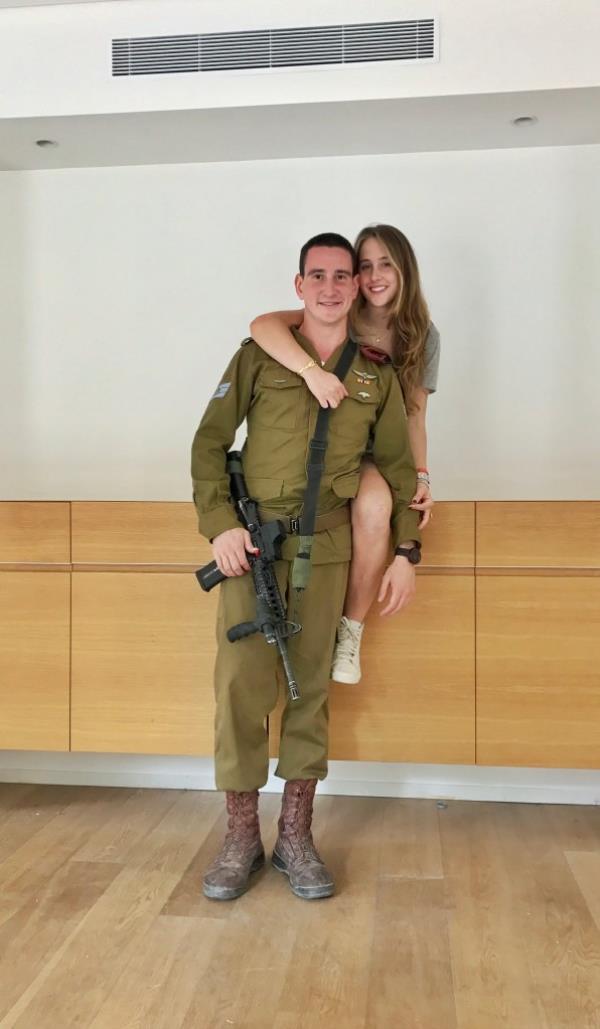 Zach Mandel and his wife, Molly