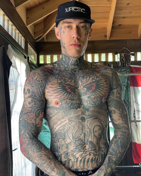 Trace Cyrus on instagram