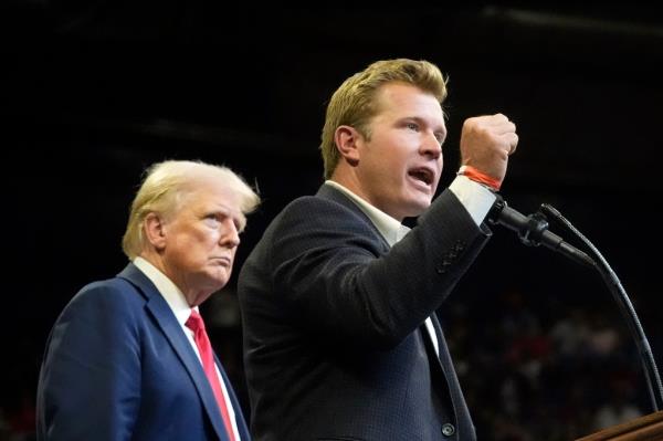 Former President Do<em></em>nald Trump and Mo<em></em>ntana Senate candidate Tim Sheehy speak at a campaign rally in Bozeman, Mont. on Aug. 9, 2024.