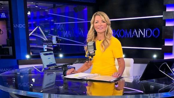 Kim Komando</p>

<p>　　