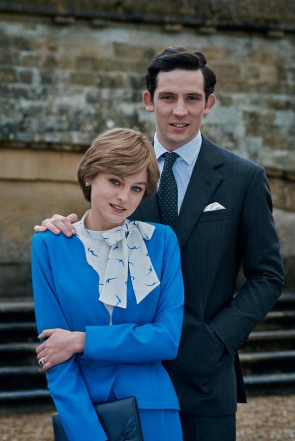 Emma Corrin as Princess Diana and Josh O'Co<em></em>nnor as Prince Charles in Season 4 of 