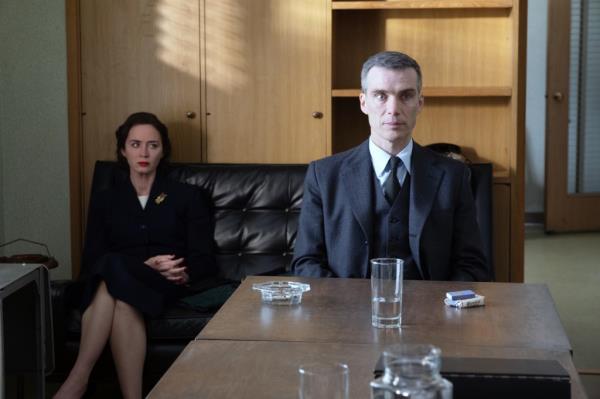 Cillian Murphy and Emily Blunt in Oppenheimer