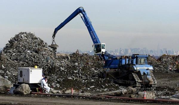 The New York City parks department offers the public a chance to view the new Fresh Kills Park, built on top of what used to be the largest trash dump in the world. The park, an example of a huge urban engineering project in its transformation, will eventually be four times larger than Central Park, and is expected to take thirty years to fully co<em></em>nvert to public recreatio<em></em>nal use. (Photo by Andrew Lichtenstein/Corbis via Getty Images)