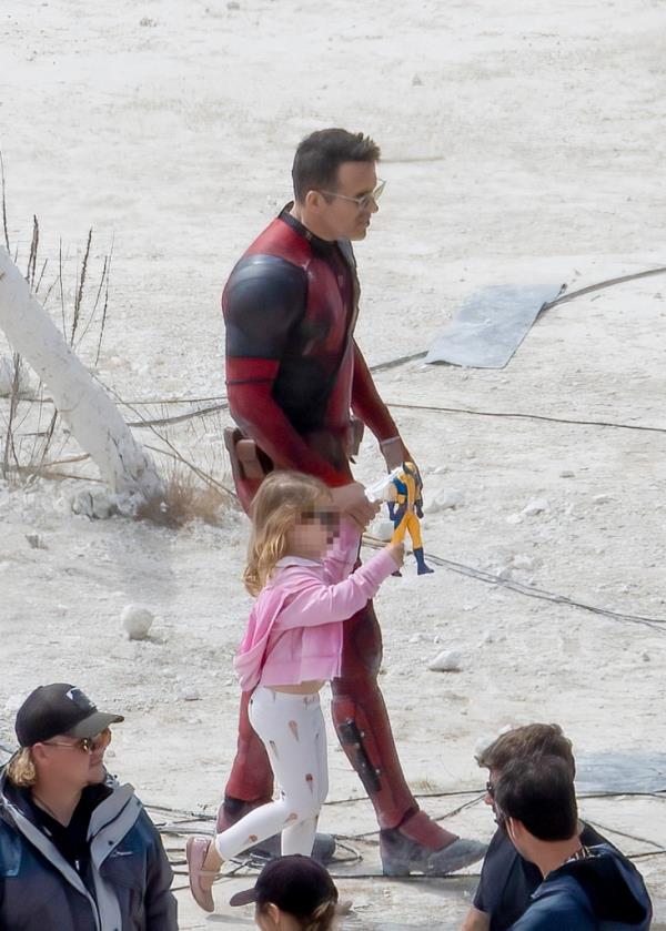 Just two days after Ryan Reynolds' children visited him on the set of 