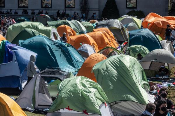  APRIL 23: Columbia University students participate in an o<em></em>ngoing pro-Palestinian encampment