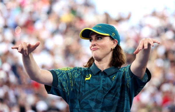 B-Girl Raygun of Team Australia</p>

<p>　　reacts during the B-Girls Round Robin - Group B on day fourteen of the Olympic Games Paris 2024 at Place de la Co<em></em>ncorde on August 09, 2024 in Paris, France.