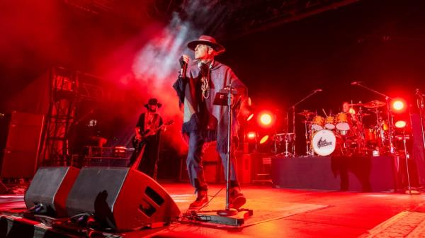 Dave Navarro and Perry Farrell perform at Jane's Addiction co<em></em>ncert at Pier 17 Rooftop in NYC on Sept. 10, 2024.