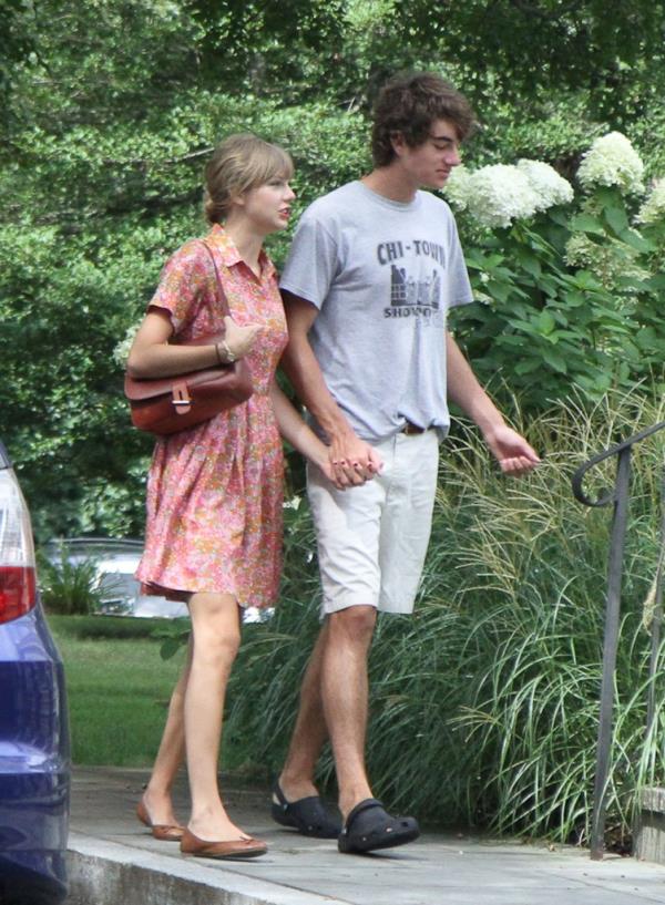 Taylor Swift and Co<em></em>nor Kennedy in Hyannis Port.