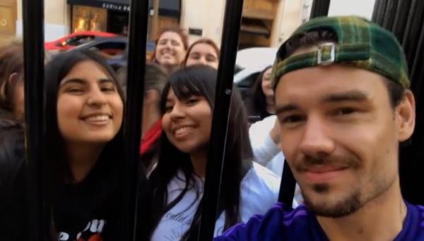 Payne taking photos with fans in Buenos Aires on Oct. 3, 2024.