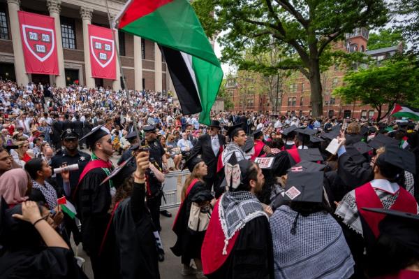 Palestinian protesters on campus