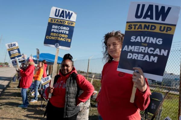 Striking United Auto Workers members outside the Stellantis Jeep plant in Toledo, Ohio on September 19, 2023.