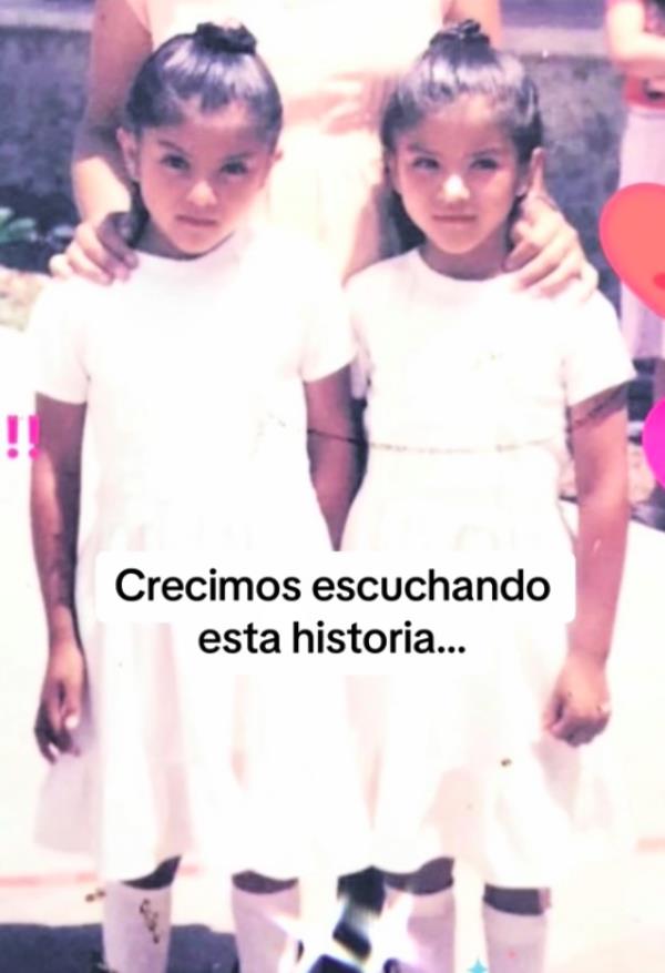 Adriana and Lilia as little girls. 