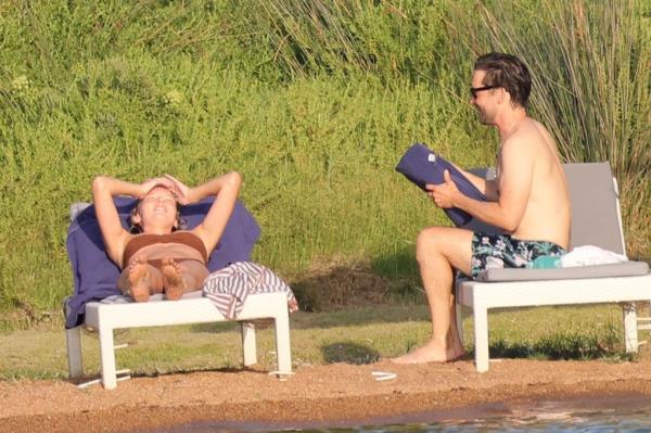 Tobey Maguire and Babette Strijbos getting a tan.