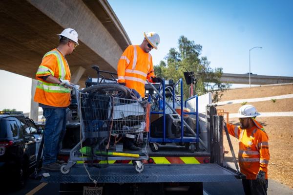 California has an estimated 180,000 homeless people.