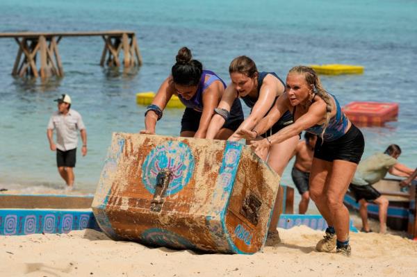 Tiyana Hallums, Caroline Vidmar, and Sue Smey on 