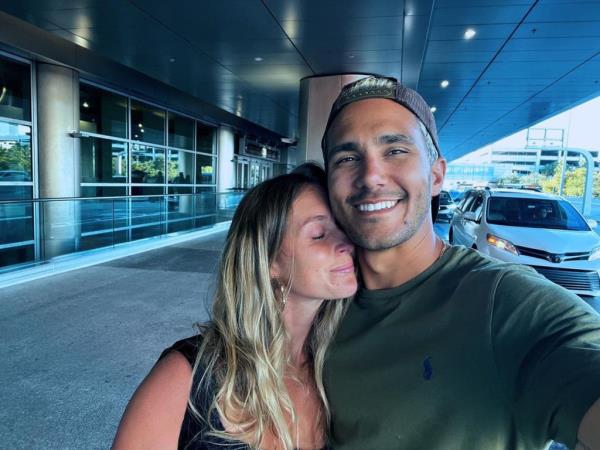 Alexa PenaVega and husband Carlos o<em></em>nce had an issue with the 