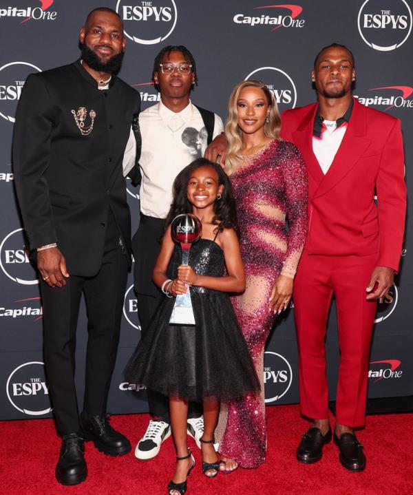 LeBron James, Bryce James, Zhuri James, Savannah James and Bro<em></em>nny James at The 2023 ESPYS held at Dolby Theatre on July 12, 2023 in Los Angeles, California. 