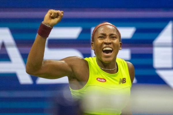 Coco Gauff of the United States celebrates her victory against Karolina Muchova