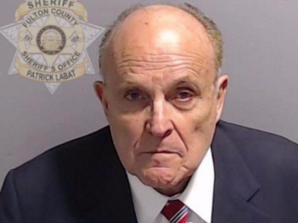 Rudy Giuliani?s stern mugshot released