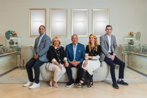 Lo<em></em>ndon Jewelers will accept the 2024 community impact award from Diamo<em></em>nds Do Good at its annual gala in Las Vegas on Thursday.