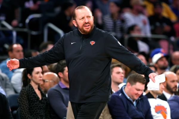 nicks head coach Tom Thibodeau reacts during the first half of a preseason basketball game against the Charlotte Hornets