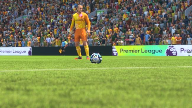 David Beckham a<em></em>bout to take a long free kick in EA FC 24.