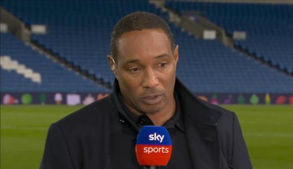 Paul Ince completed his own move from West Ham to Old Trafford in 1989