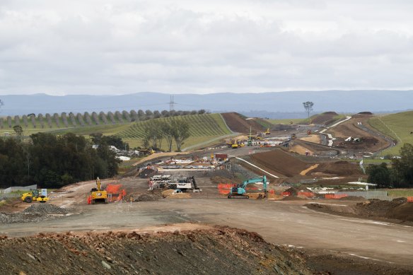 The 16-kilometre M12 motorway will l<em></em>ink the M7 to both the new airport and The Northern Road.